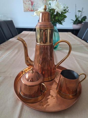 Kopere thee of koffie set  beschikbaar voor biedingen