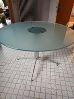 Table ronde KFF modèle Spider, Ophalen