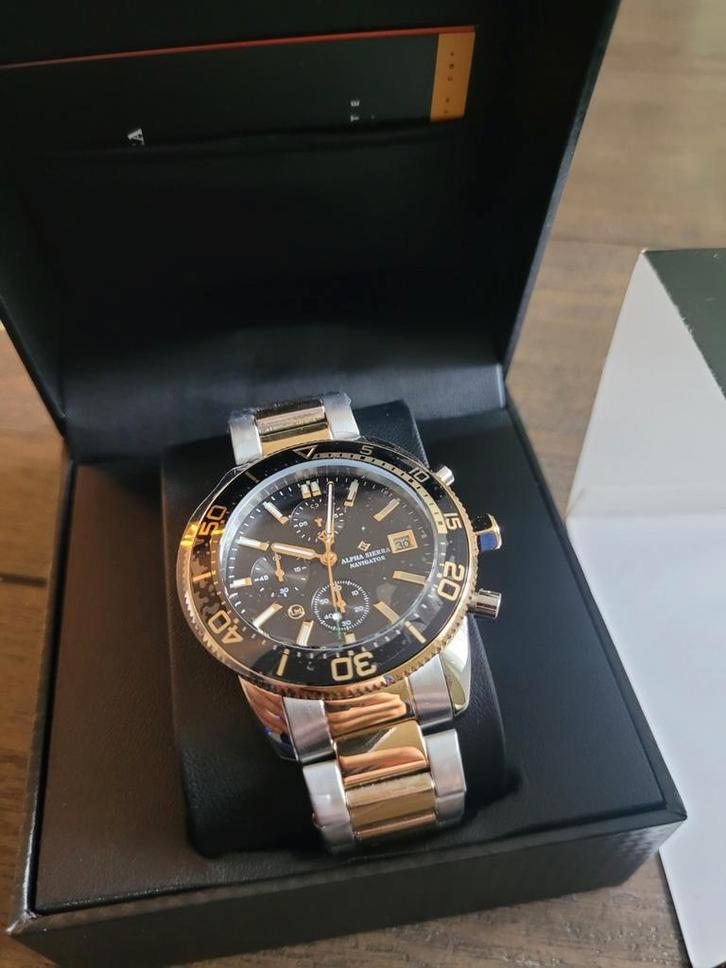 Alpha Sierra Navigator BGS04 SEIKO Nieuw t.w.v € 399-,, Handtassen en Accessoires, Sporthorloges, Nieuw, Waterdicht, Ophalen of Verzenden