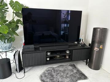 Scandinavische TV kast - Aquilano hout (massief) beschikbaar voor biedingen