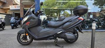 SYM MaxSym 600cc bj.2018 groot onderhoud, levering mogelijk beschikbaar voor biedingen
