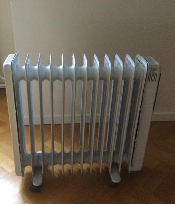Philips Mobiele Elektrische Radiator beschikbaar voor biedingen