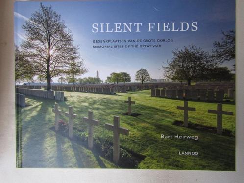 Geweldig fotoboek „SILENT FIELDS” (14-18) Eng + Nl, Boeken, Oorlog en Militair, Nieuw, Algemeen, Voor 1940, Ophalen of Verzenden