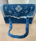 Gehaakte vintage handtas, Handtassen en Accessoires, Tassen | Damestassen, Ophalen, Gebruikt, Blauw, Handtas
