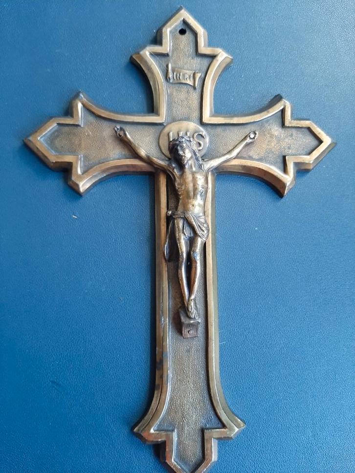 Muurkruisbeeld JMPC, Antiek en Kunst, Antiek | Religieuze voorwerpen, Ophalen of Verzenden