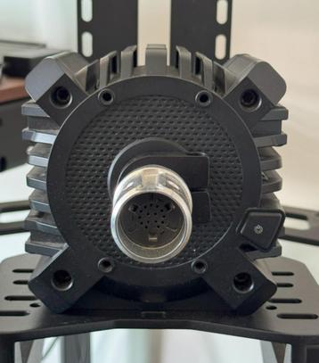 Fanatec GT DD Pro 8Nm + ClubSport V3 + klem beschikbaar voor biedingen