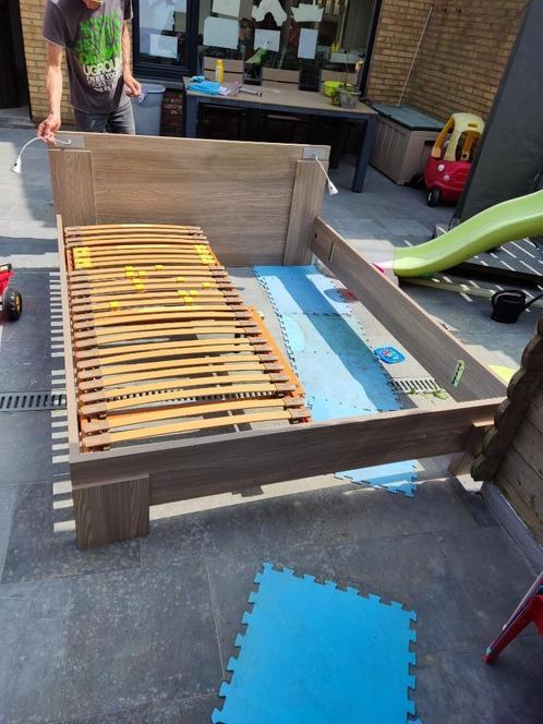 Bed 160x200, Huis en Inrichting, Slaapkamer | Bedden, Gebruikt, Tweepersoons, 160 cm, 200 cm, Hout, Grijs, Ophalen