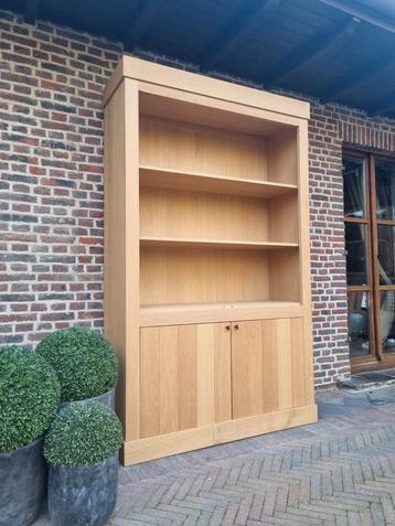 Eiken boekenkast/bibliotheekkast GRATIS LEVERING  beschikbaar voor biedingen