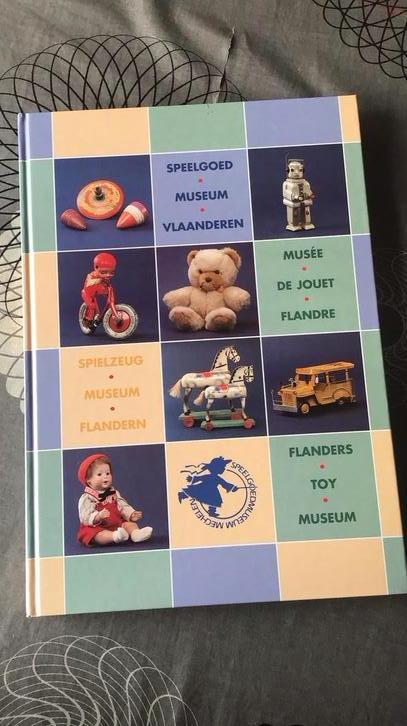 Mechelen / Speelgoedmuseum / boek ., Boeken, Geschiedenis | Nationaal, Zo goed als nieuw, Ophalen of Verzenden