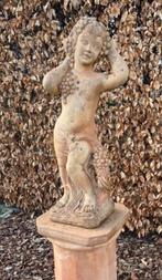 Italiaans terracotta tuinbeeld op zuil, Ophalen, Gebruikt