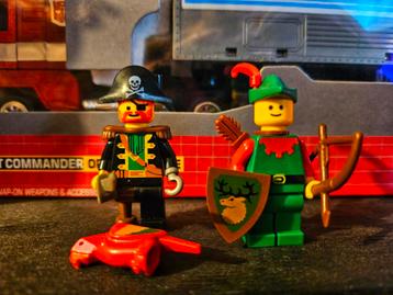 Vintage LEGO-figuren - Piraat en bewaker  beschikbaar voor biedingen