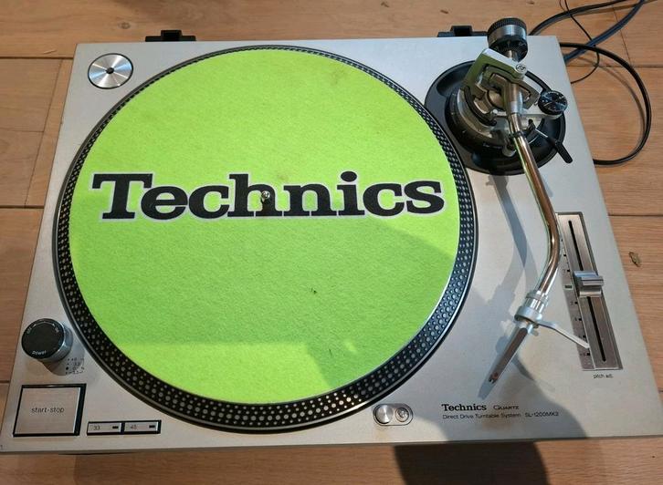 Technics SL1200Mk2 met pitchfader zonder nulpunt!!, Musique & Instruments, DJ sets & Platines, Utilisé, Technics, Enlèvement