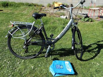 Damesfiets  beschikbaar voor biedingen