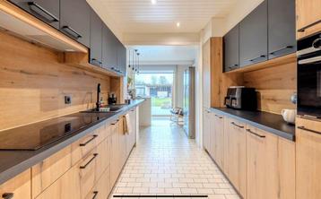 Cuisine moderne et complète, comme neuve !, Enlèvement, Comme neuf, Cuisine à mur double