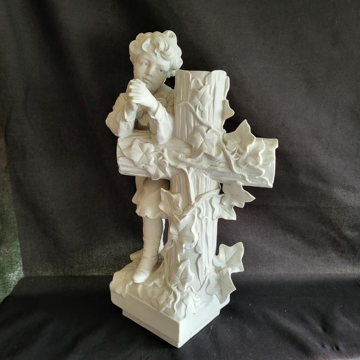 Antiek grafbeeld - 44 cm – biscuit - 19e eeuw – Duitsland, Antiek en Kunst, Antiek | Religieuze voorwerpen, Ophalen