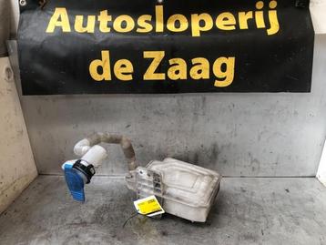 Ruitensproeiertank voor van een Seat Leon beschikbaar voor biedingen