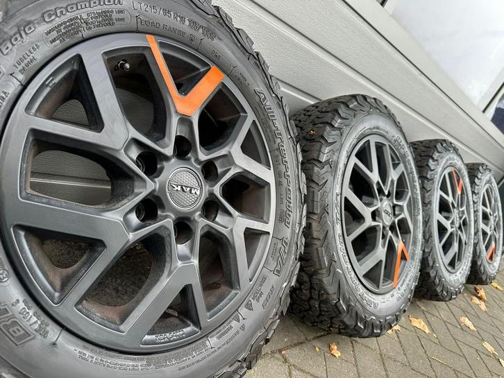 16 inc 6x125 Iveco Daily velgen BFgoodrich AllTerrein banden, Auto-onderdelen, Banden en Velgen, Banden en Velgen, 16 inch, 215 mm