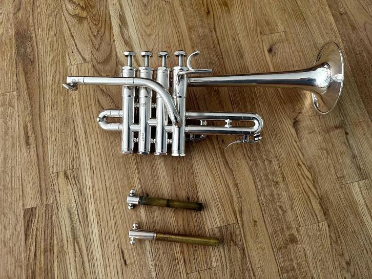 piccolotrompet Schilke P5-4, Muziek en Instrumenten, Blaasinstrumenten | Trompetten, Zo goed als nieuw, Piccolotrompet, Ophalen