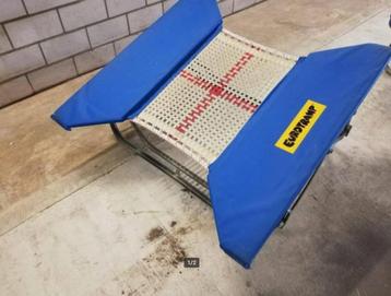 Vlinder trampoline beschikbaar voor biedingen
