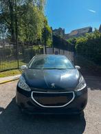 Peugeot 208 airco 1.4 diesel, Auto's, Peugeot, Voorwielaandrijving, Euro 5, Stof, Zwart