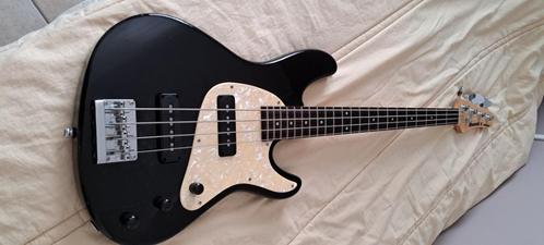 Ibanez TR Expressionist, Muziek en Instrumenten, Snaarinstrumenten | Gitaren | Bas, Zo goed als nieuw, Elektrisch, Ophalen