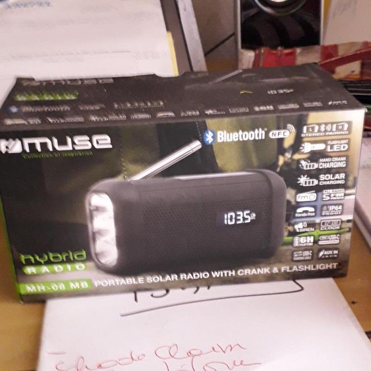 Draagbare radio op solar, Elektronische apparatuur, Overige elektronische apparatuur, Nieuw, Ophalen