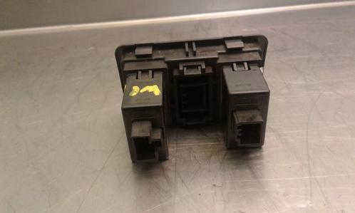KOPLAMP IHV SCHAKELAAR Hyundai i20 (01-2008/12-2015), Auto-onderdelen, Dashboard en Schakelaars, Hyundai, Gebruikt