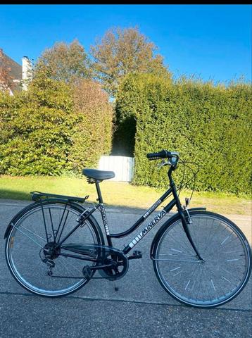 Damesfiets Minerva 6 versnellingen RIJKLAAR disponible aux enchères