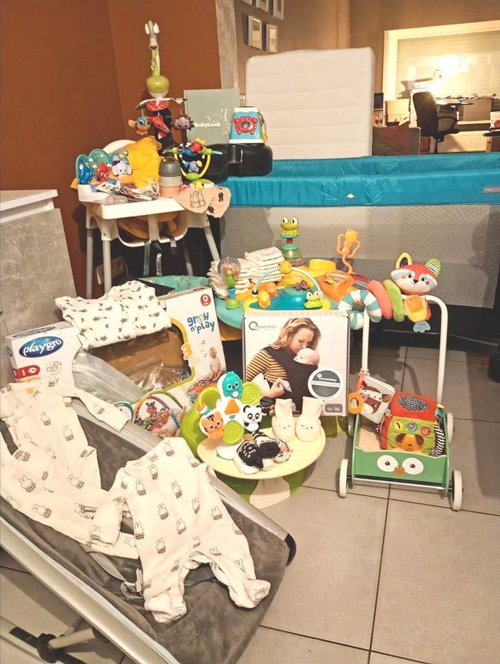 Baby uitzet Starterspakket, Kinderen en Baby's, Overige Kinderen en Baby's, Gebruikt, Ophalen