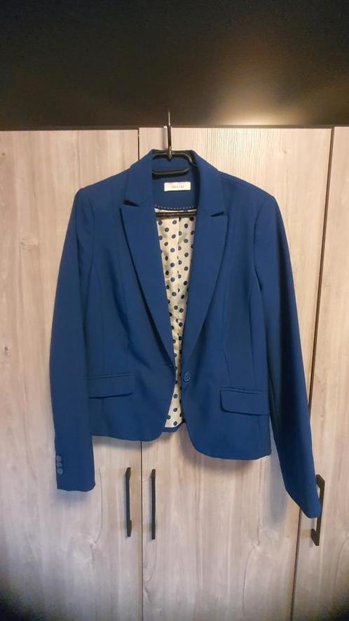 Kleding - vestje/blazer - Jessica - Maat M, Kleding | Dames, Jasjes, Kostuums en Pakken, Zo goed als nieuw, Ophalen of Verzenden