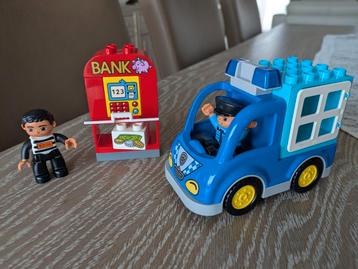 Duplo 10809 Politiepatrouille beschikbaar voor biedingen