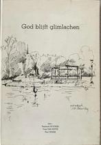 God blijft glimlachen - St.Jozef Oostende 1889-1989, Boeken, Ophalen of Verzenden, R. Houwen e.a., 20e eeuw of later, Gelezen