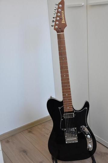 IBANEZ AZS2209B-BK in uitstekende staat beschikbaar voor biedingen