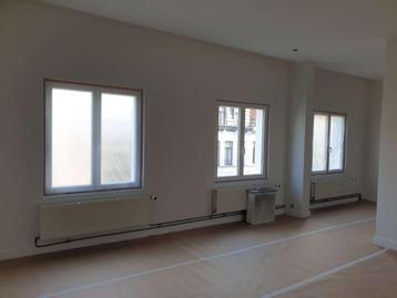 3x radiator type 22 L140 x H40 x D10cm Danfoss zijaansluit beschikbaar voor biedingen