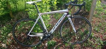 velo beschikbaar voor biedingen