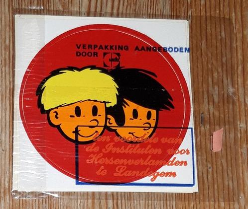 Jommeke 2 stickers 1972 Hersenverlamden Landegem Jef Nys, Collections, Autocollants, Comme neuf, Bande dessinée ou Dessin animé