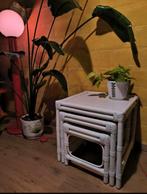 3 witte rotan bijzettafeltjes, Enlèvement