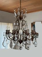 lustre en cristal, Enlèvement