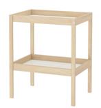 Luiertafel IKEA + verzorgkussen + hoes, Kinderen en Baby's, Gebruikt, Minder dan 75 cm, 70 cm of meer, Voetruimte