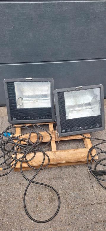 Bouwprojector, Hall-projector  beschikbaar voor biedingen