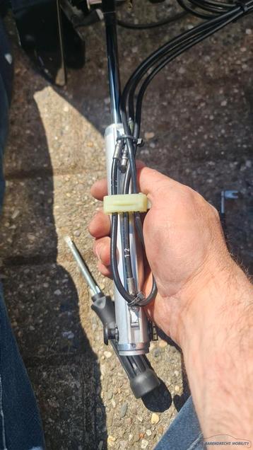 Dakcilinder CLK W209 Mercedes links Main cilinder hoofdcilin beschikbaar voor biedingen