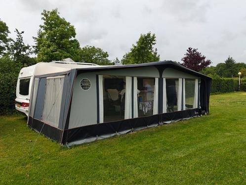 Isabella Commodore Mega frama, Caravans en Kamperen, Voortenten en Luifels, Zo goed als nieuw, Ophalen