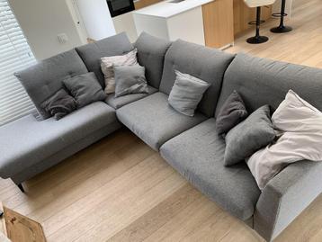 ZETEL: hoekzetel - grijs - met kussens / ophalen in Wilrijk beschikbaar voor biedingen