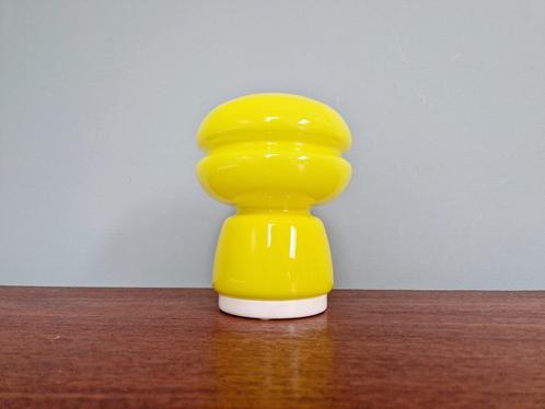 Lampe en verre opaline jaune, Ve Art, Italie, années 70, Antiquités & Art, Antiquités | Verre & Cristal, Enlèvement ou Envoi