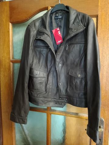 A vendre veste  beschikbaar voor biedingen