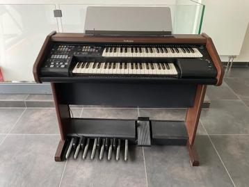 orgue Technics Model EN2