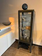 Fabrikor vitrinekast IKEA anthraciet, Huis en Inrichting, Kasten | Vitrinekasten, Ophalen, Zo goed als nieuw