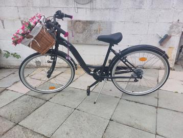 meisjesfiets beschikbaar voor biedingen