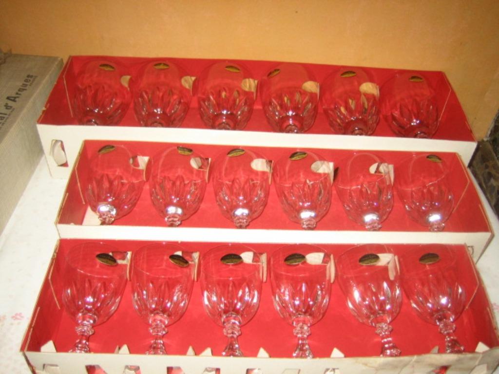 Vintage 18 delig glazenservies, Cristal d'Arques "Luxembourg, Antiek en Kunst, Antiek | Servies los, Ophalen