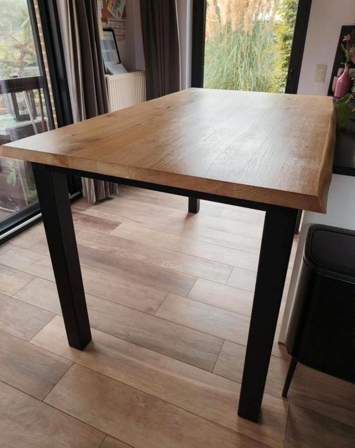Hoge eiken tafel, Huis en Inrichting, Tafels | Eettafels, Zo goed als nieuw, Ophalen